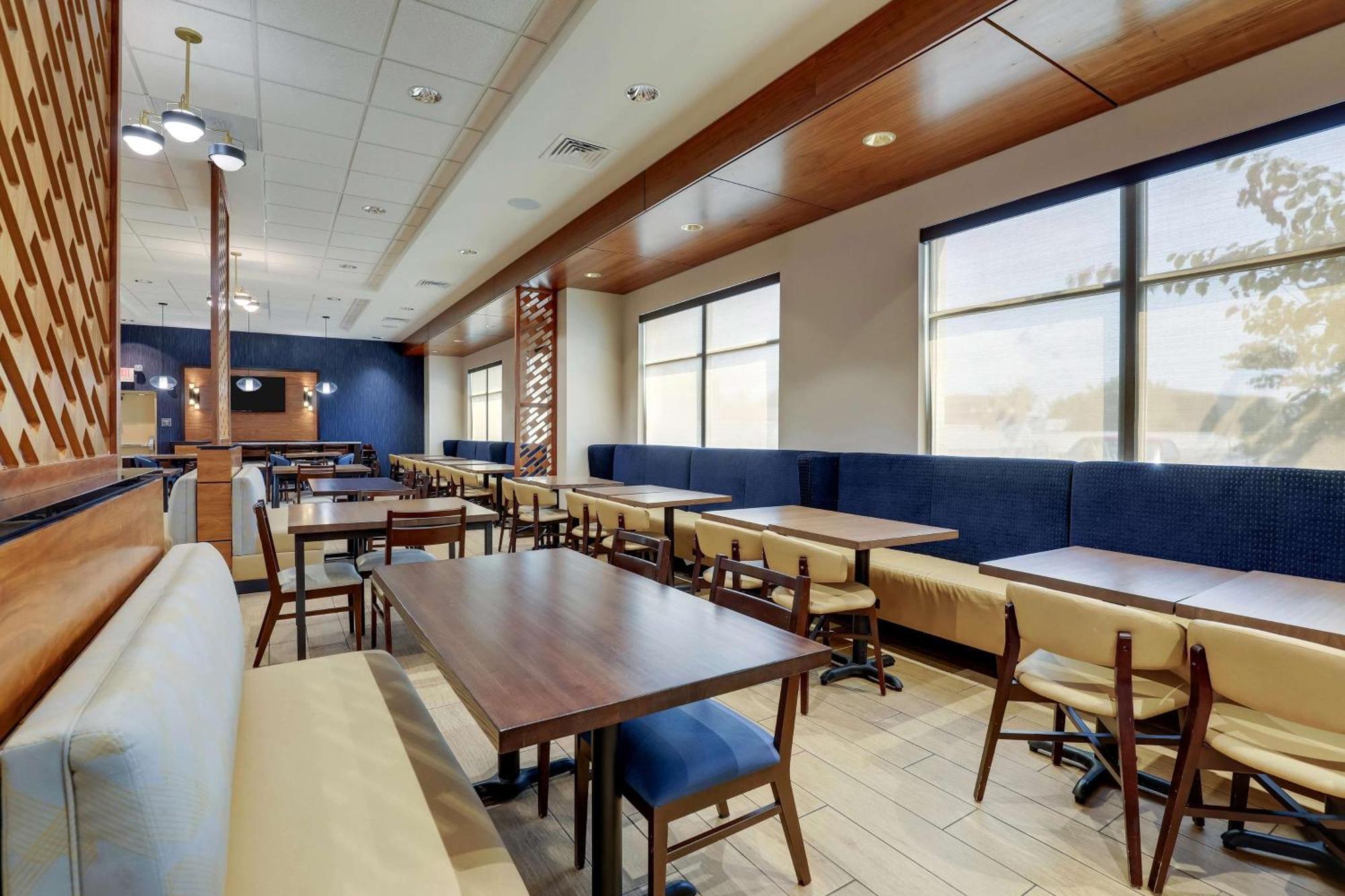 Drury Inn & Suites Lafayette In Экстерьер фото